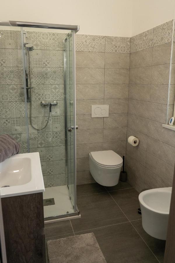 סנטיה Piscina San Lorenzo מראה חיצוני תמונה